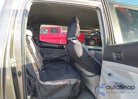 2010 Toyota Tacoma Base V6 from USA, damaged, VIN 3TMLU4EN1AM039210